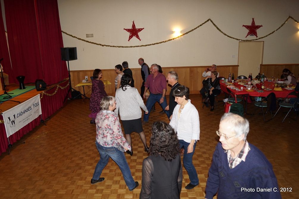 10-2013-01-01 reveillon Cadasnes-folk(130)