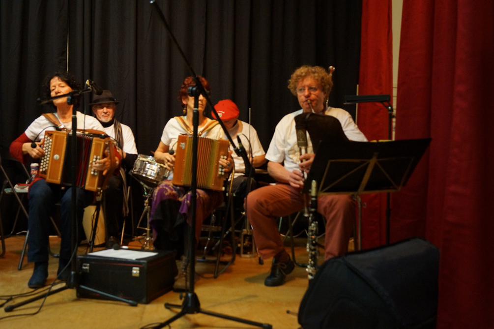 2013-11-23 veillee-cadanses-folk (134)