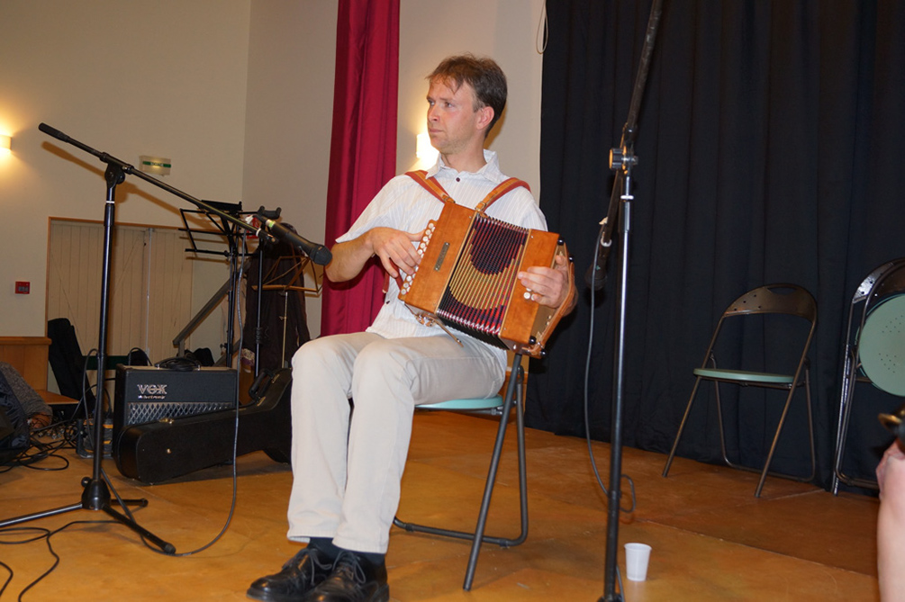 2013-11-23 veillee-cadanses-folk (150)