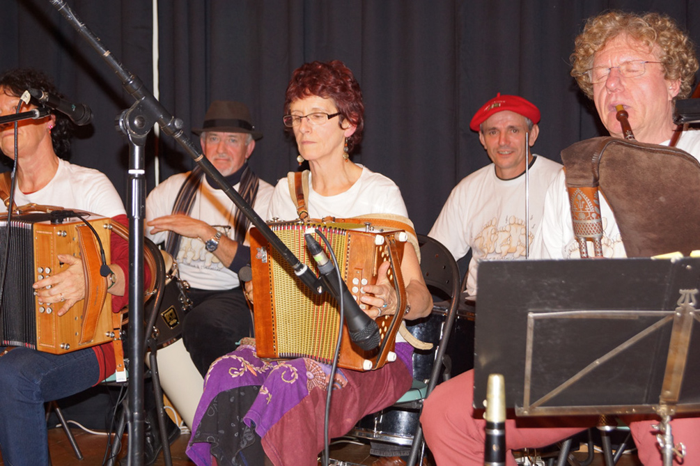 2013-11-23 veillee-cadanses-folk (142)