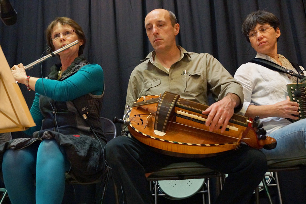 2013-11-23 veillee-cadanses-folk (169)