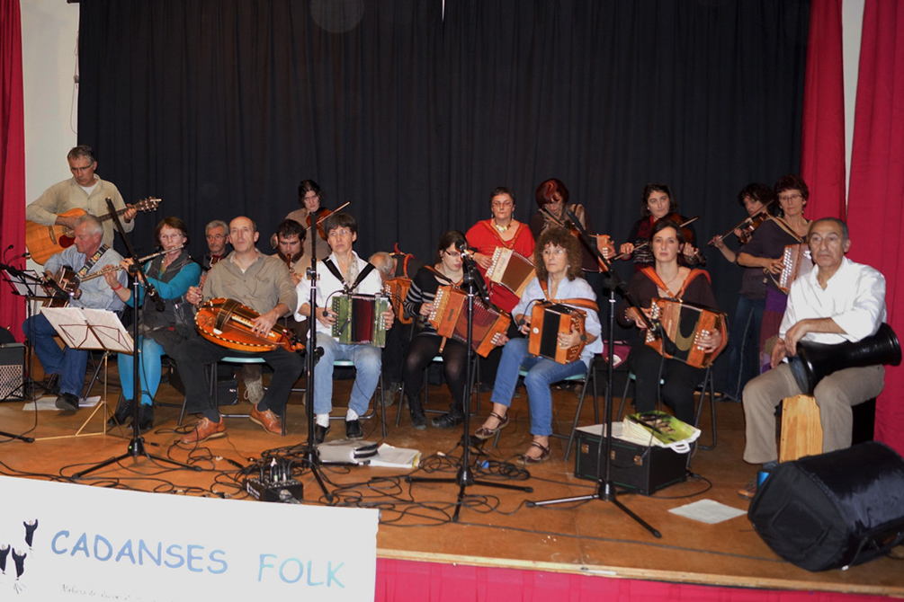 2013-11-23 veillee-cadanses-folk (190)