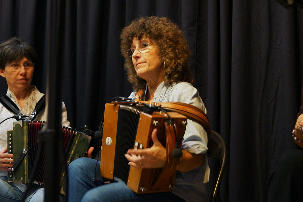 2013-11-23 veillee-cadanses-folk (164)